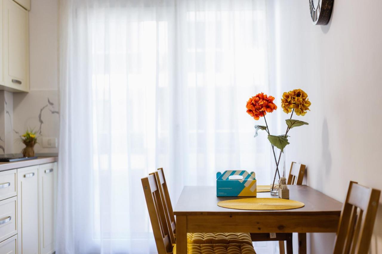 Lovely Home At West Residence Oradea Eksteriør bilde